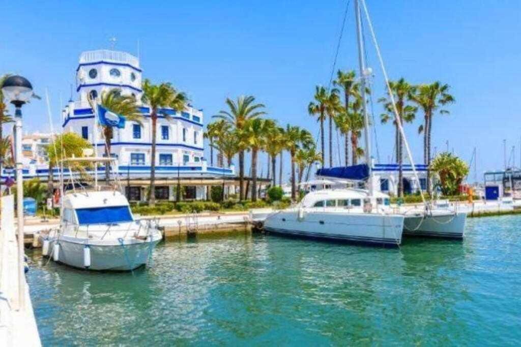 Xxii Apartamentos Morales&Arnal Εστεπόνα Εξωτερικό φωτογραφία