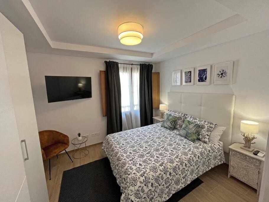 Xxii Apartamentos Morales&Arnal Εστεπόνα Εξωτερικό φωτογραφία