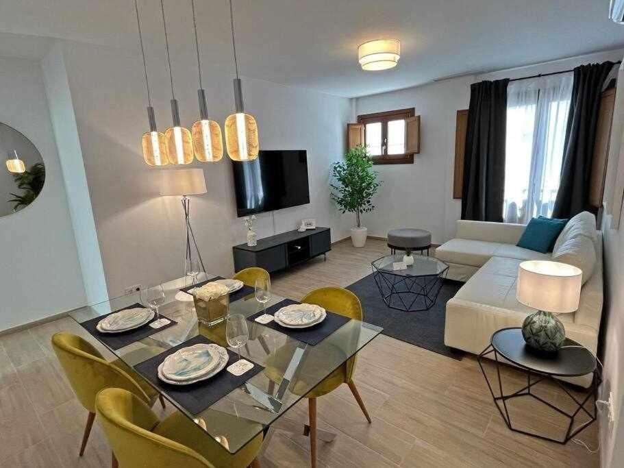 Xxii Apartamentos Morales&Arnal Εστεπόνα Εξωτερικό φωτογραφία
